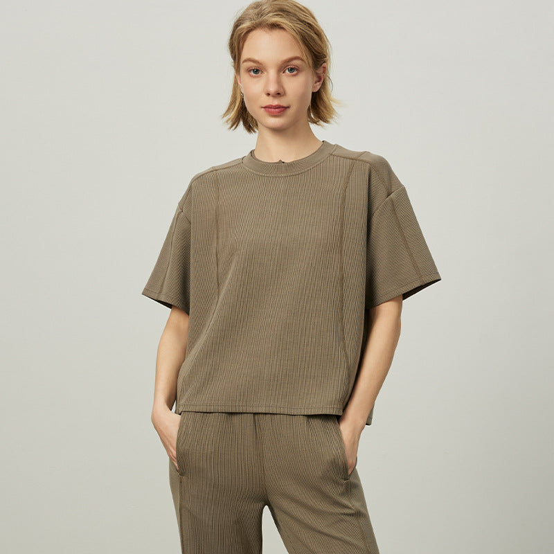 Women's casual oversized sports shirt made of breathable textured fabric
