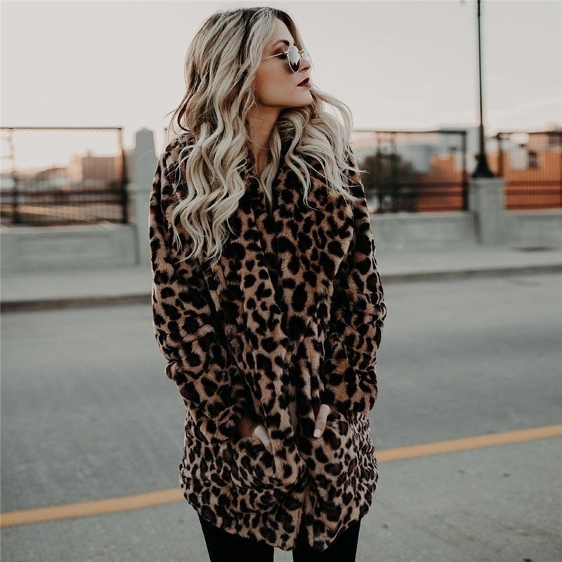 Ladies Cozy Leopard Fur Jacket