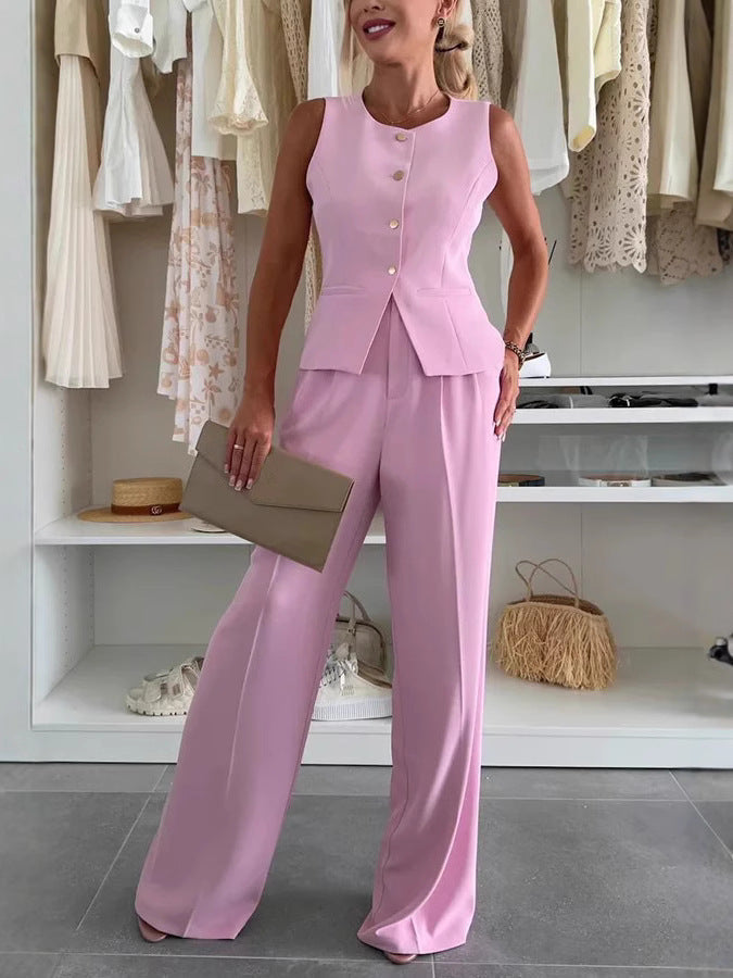 Women's pantsuit with tailored vest and elegant buttons