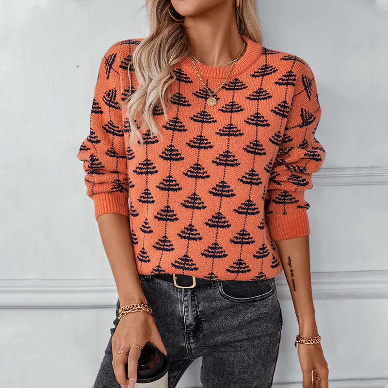 Women's knitted pullover with playful tree design and soft material