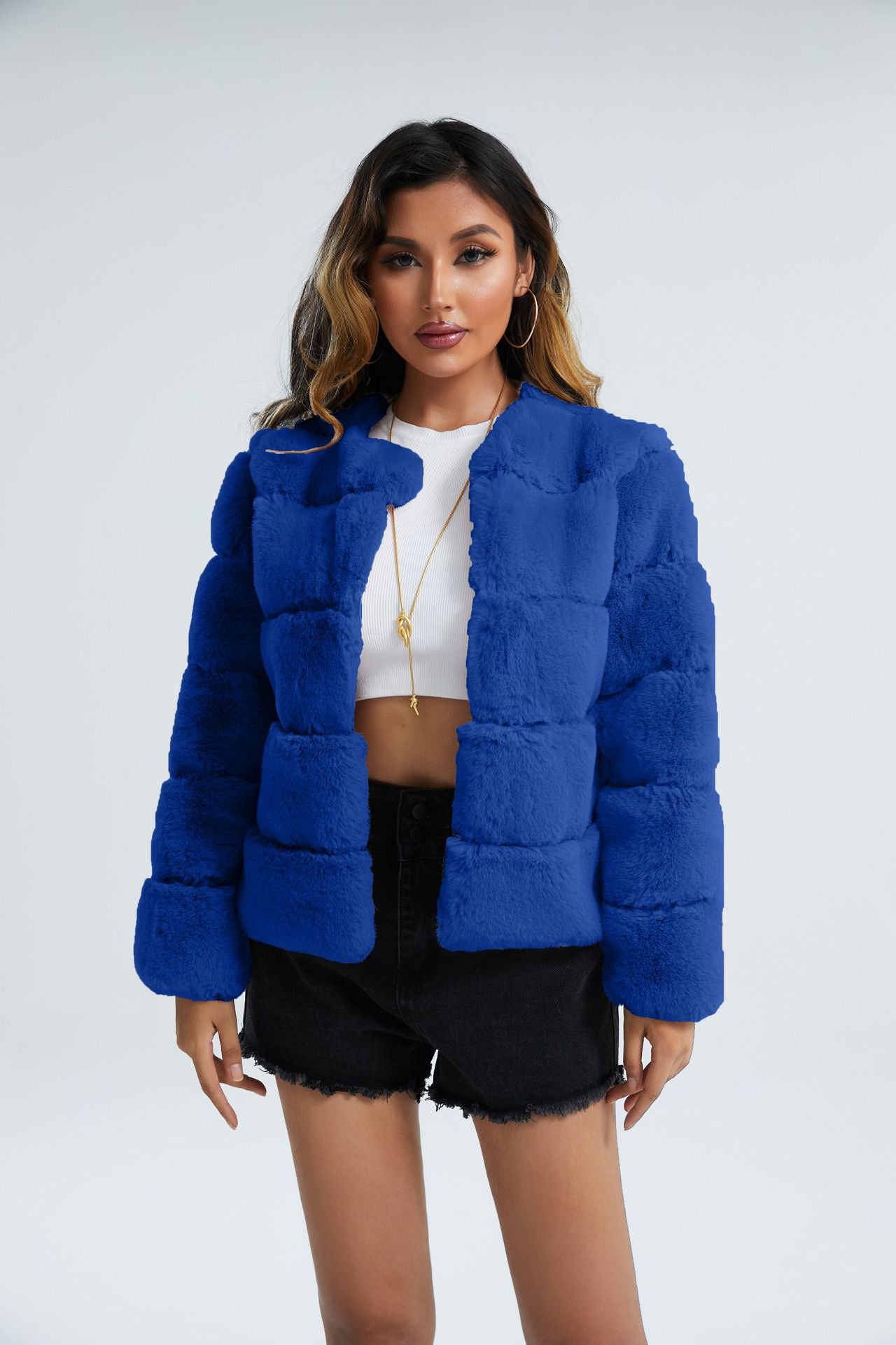 Women's fashionable cuddly jacket