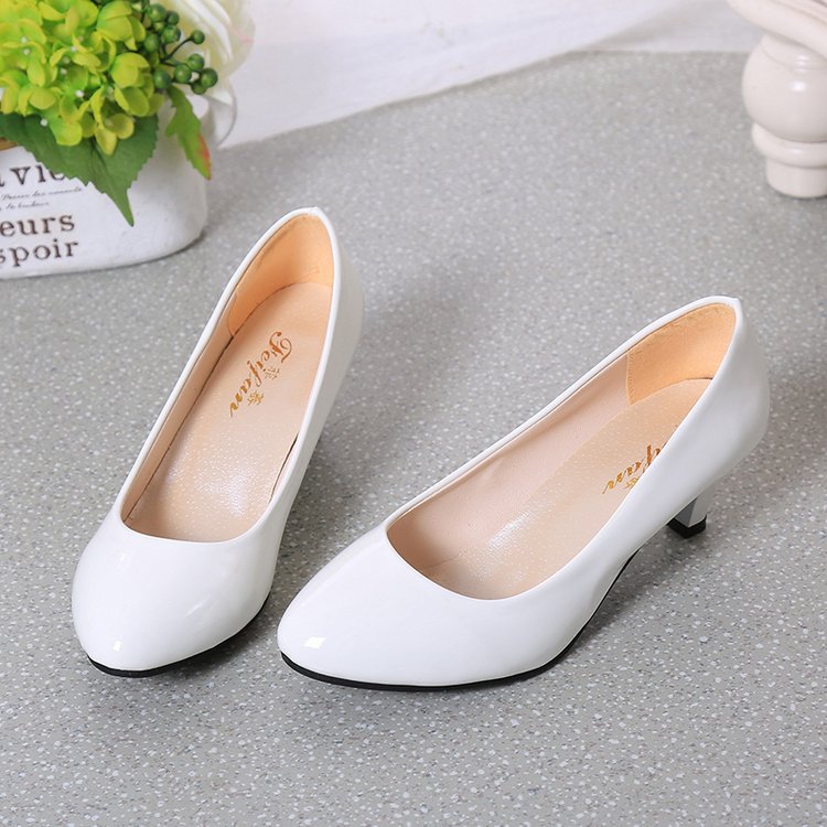 Ladies Elegant and Timeless Pumps W&w