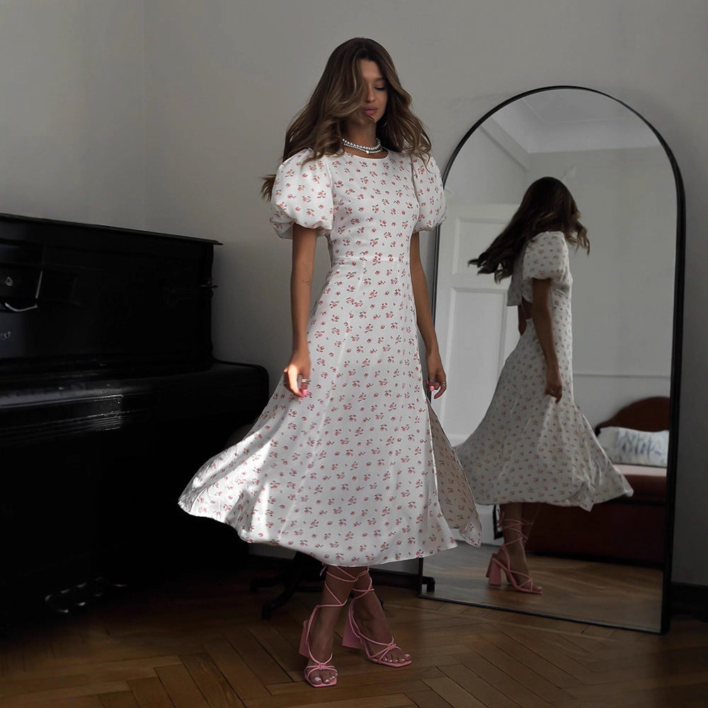 Women's midi dress with puff sleeves and side slit