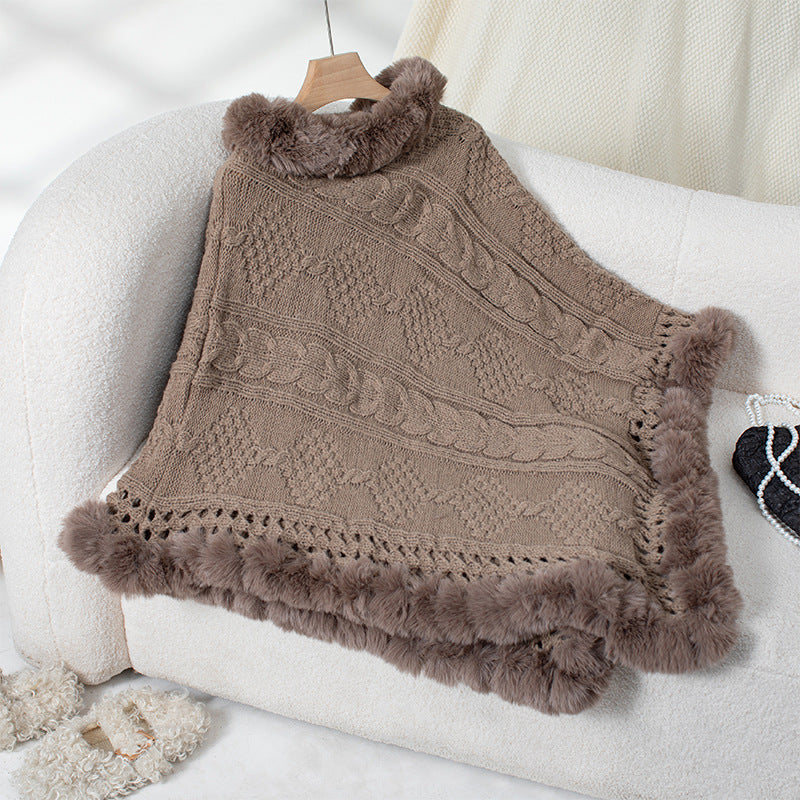 Women's cozy knitted poncho with velvety fur trim