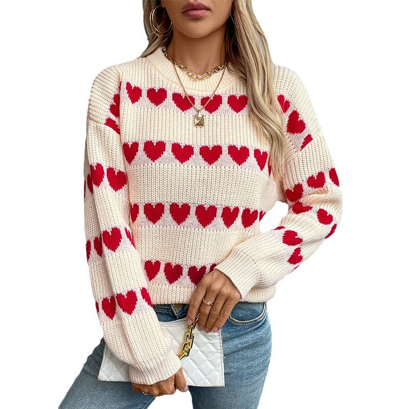 Women's cozy pullover with heart pattern