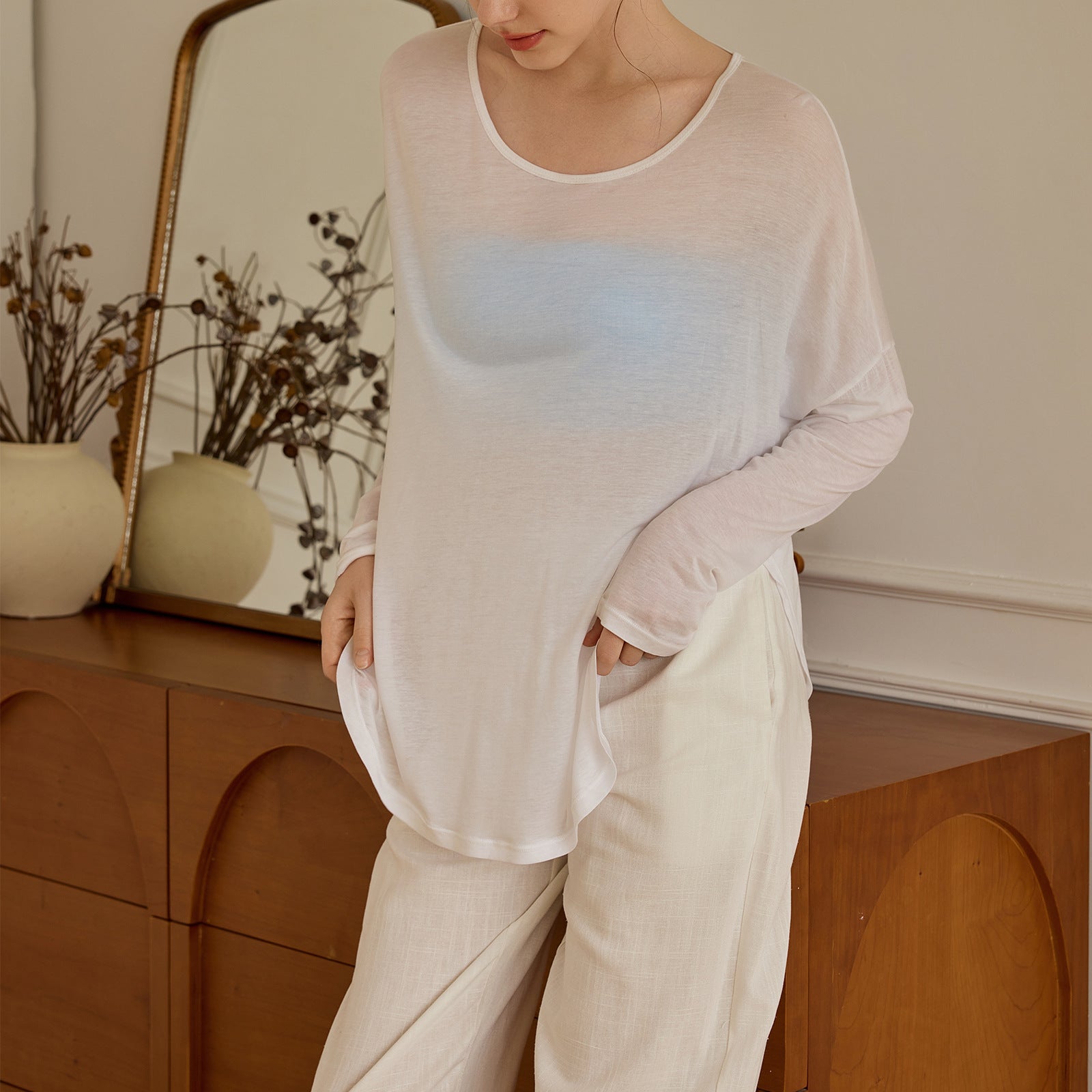 Women's Casual Long Sleeve with a Comfortable Oversized Cut and Stunning Material Quality