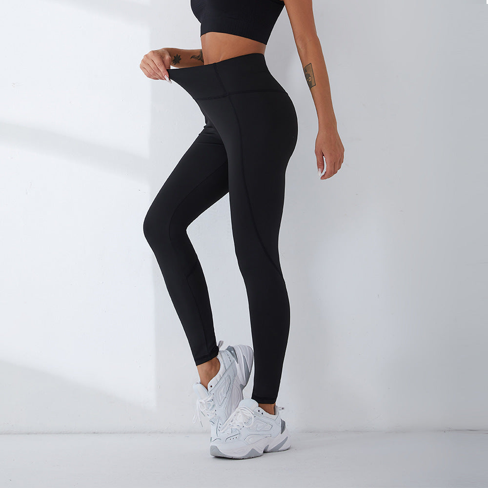 Women's sports leggings with high waistband cut and breathable inserts