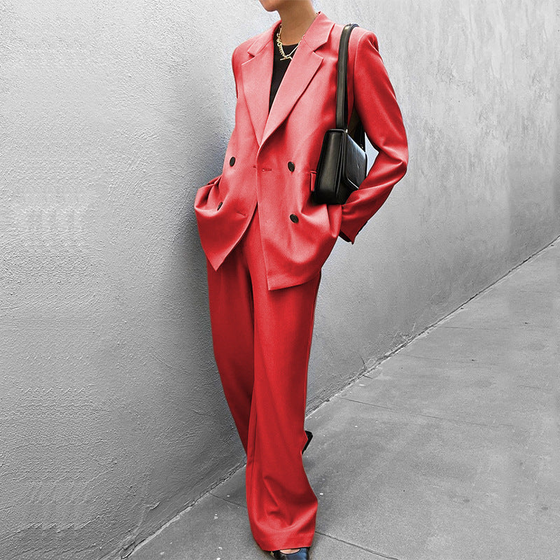 Women's suit jacket and pants in elegant oversized style