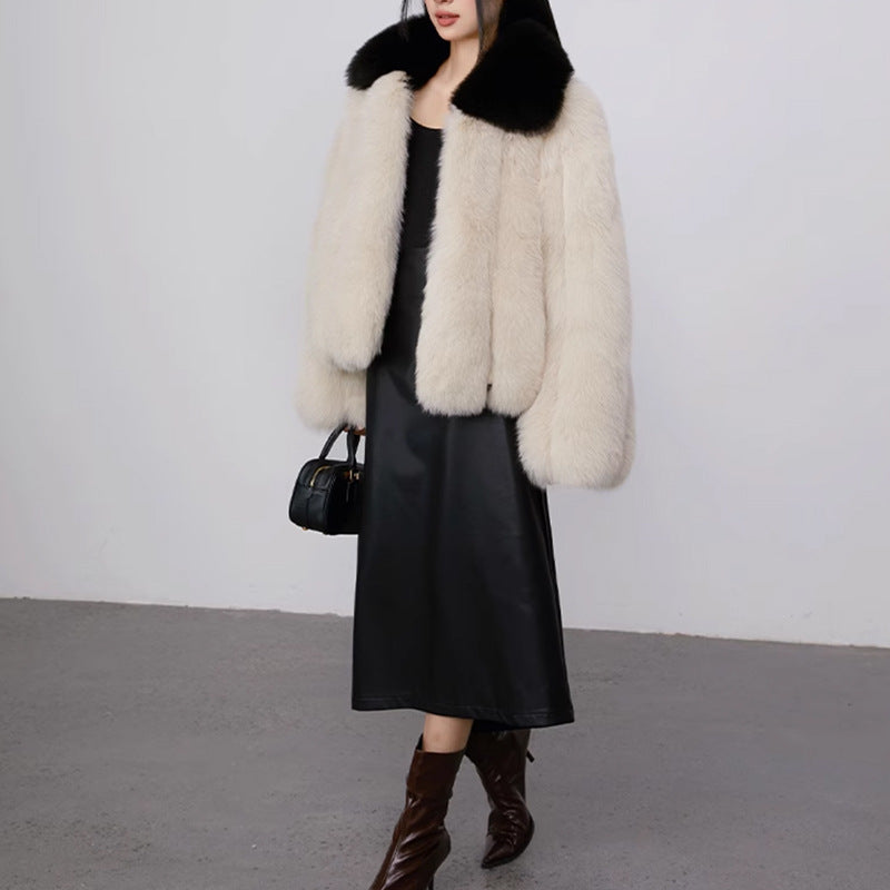 Women's Luxurious and Voluminous Faux Fur Jacket with Collar