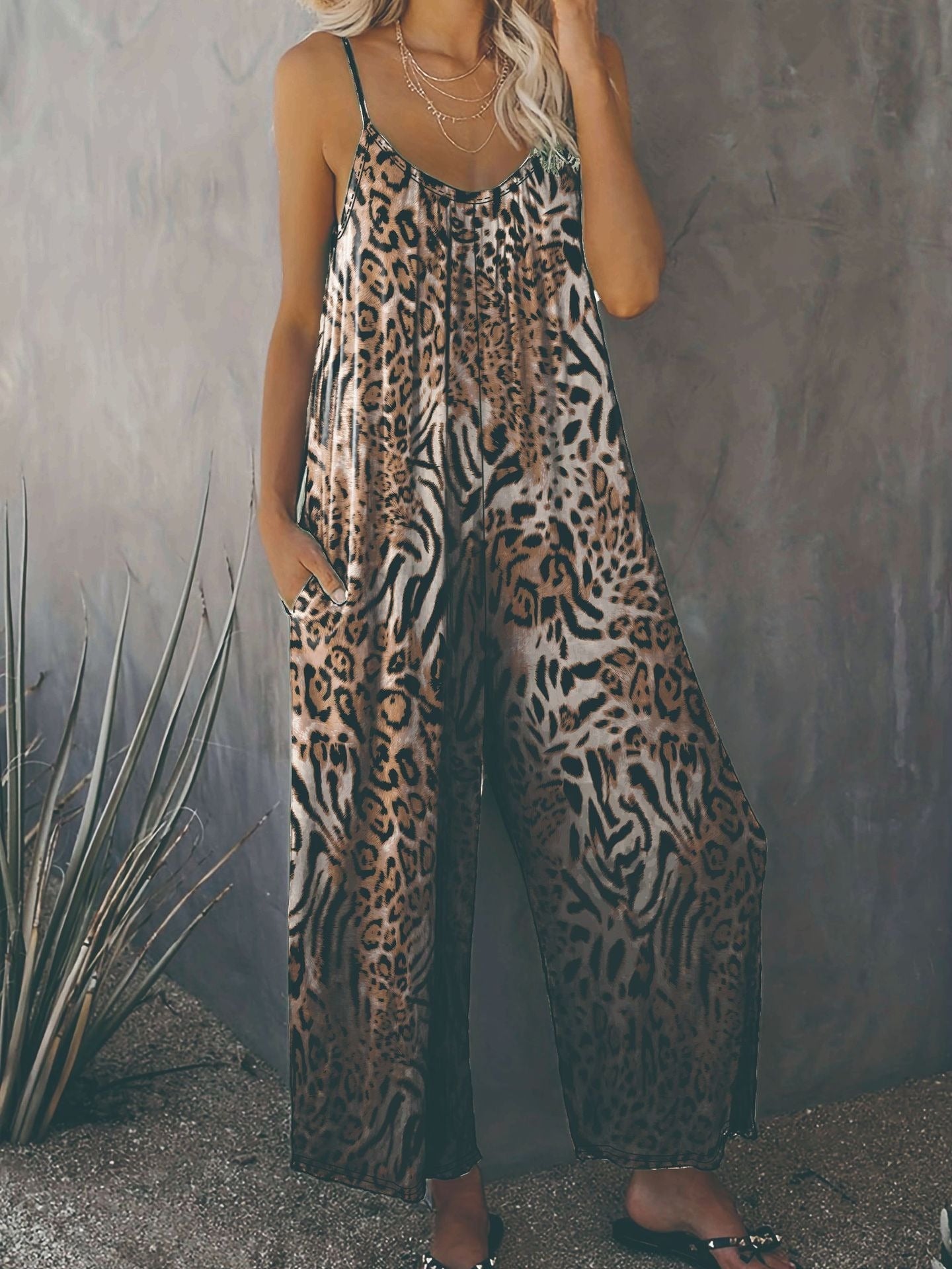 Women's Loose Jumpsuit with Animal Print and Practical Pockets