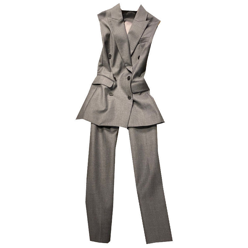 Women Modern Tailored Cape Blazer and Pants Suit