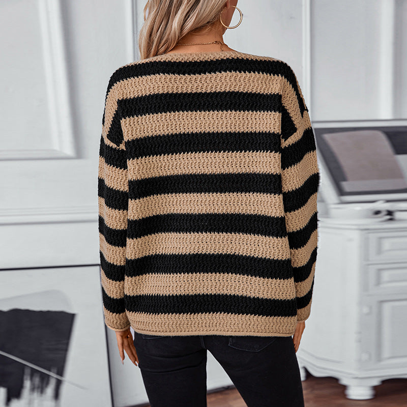 Women's loose knit pullover in maritime stripe design