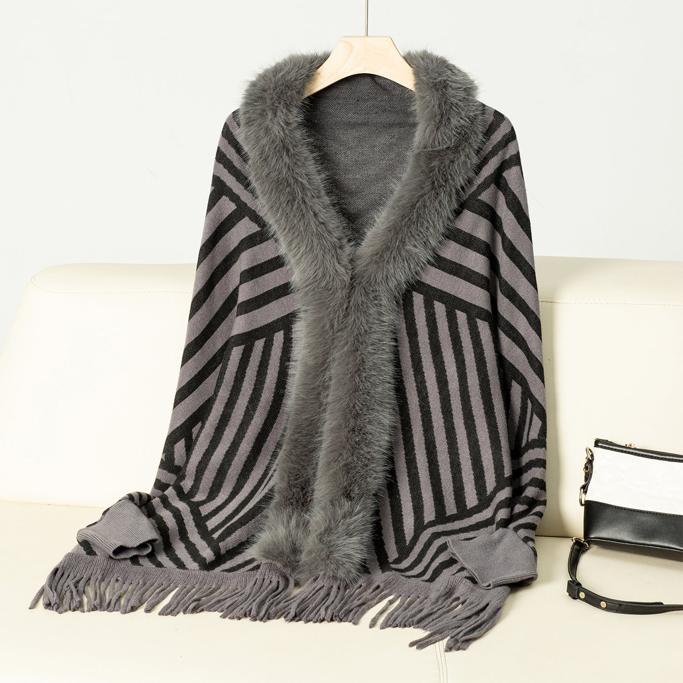 Women's Knit Poncho with Elegant Faux Fur Collar and Fringed Design