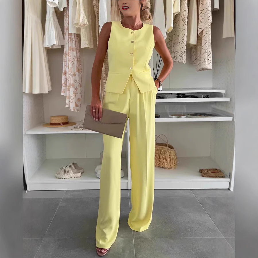 Women's pantsuit with tailored vest and elegant buttons