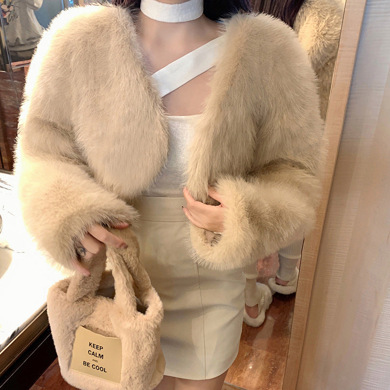 Women Fluffy Shoulder Jacket with Wide Cut Sleeves