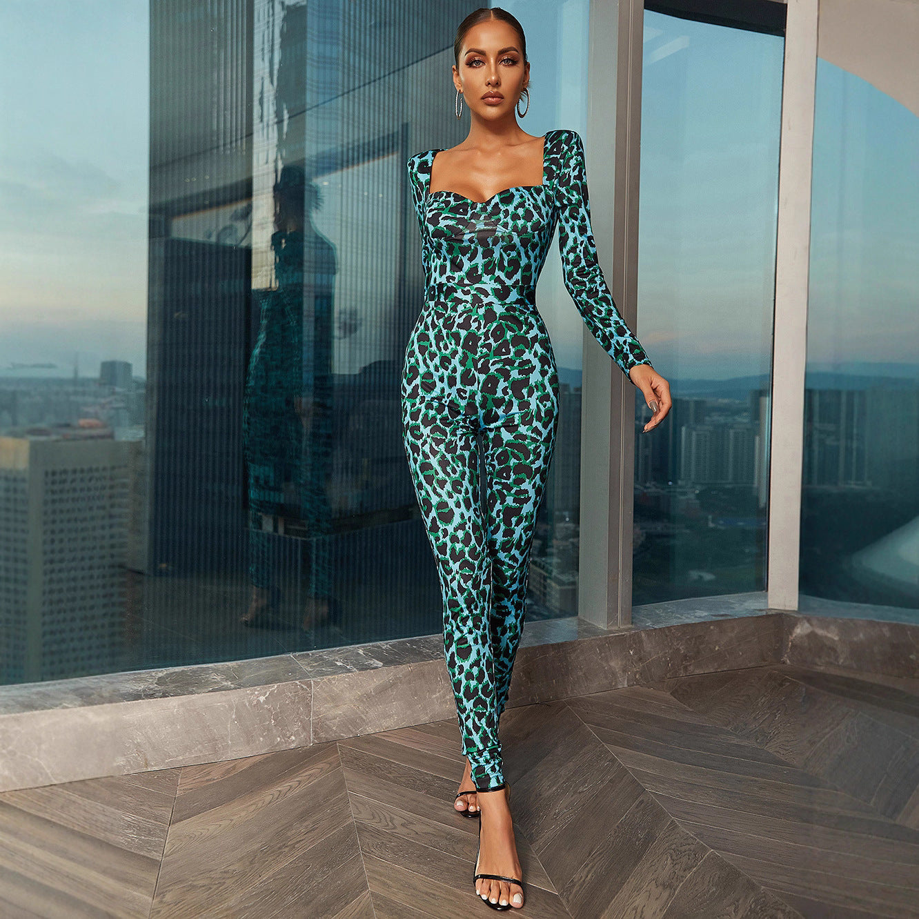 Women's Modern Jumpsuit with Attractive Leopard Pattern
