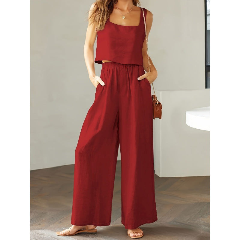 Ladies casual jumpsuit with wide leg and practical pockets