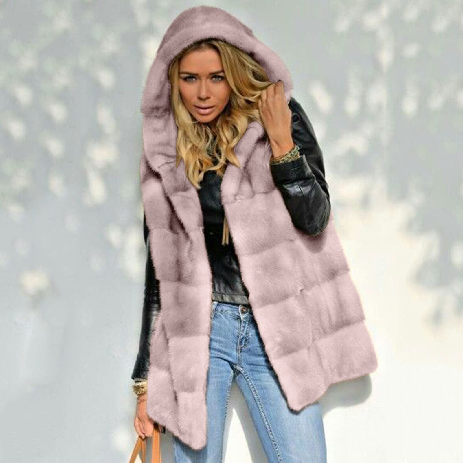 Women’s fleece vest with hood