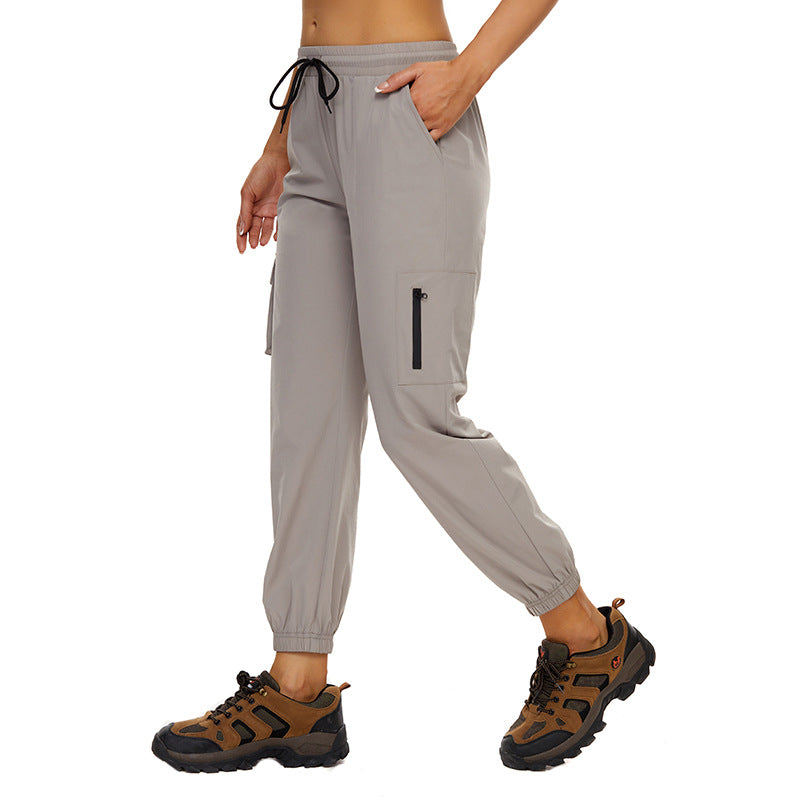Women's cargo pants with elastic waistband and practical pockets