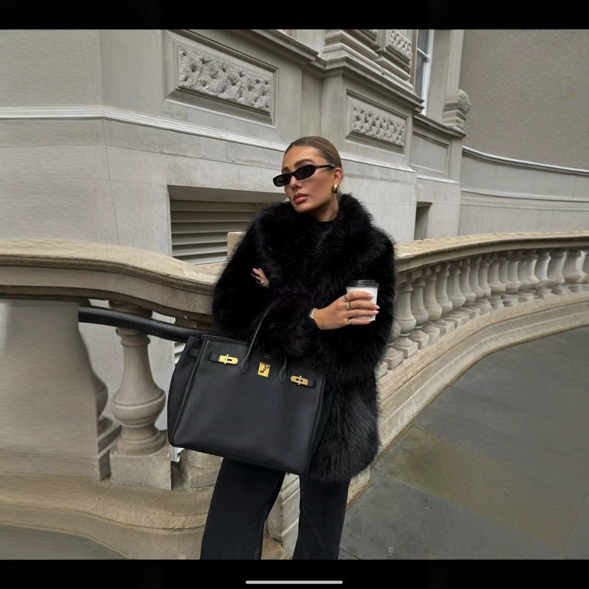 Women's Elegant Oversized Faux Fur Coat with Wide Cut Sleeves