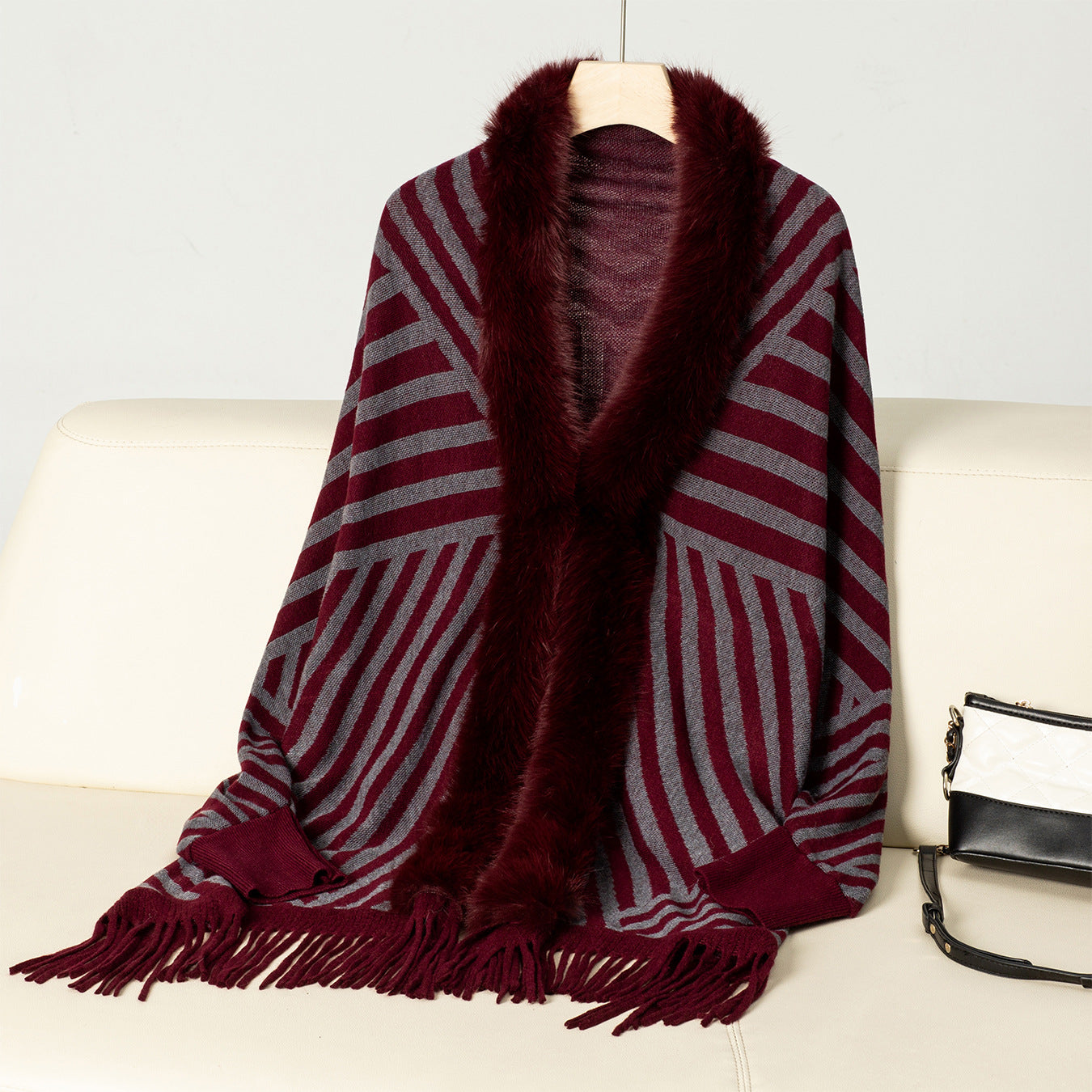 Women's Knit Poncho with Elegant Faux Fur Collar and Fringed Design