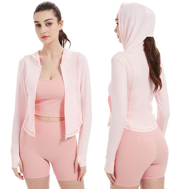 Women's sports jacket with breathable material and stylish cut
