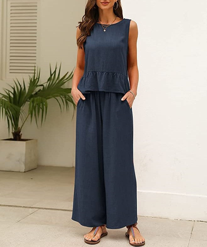 Ladies airy jumpsuit with ruffled hem