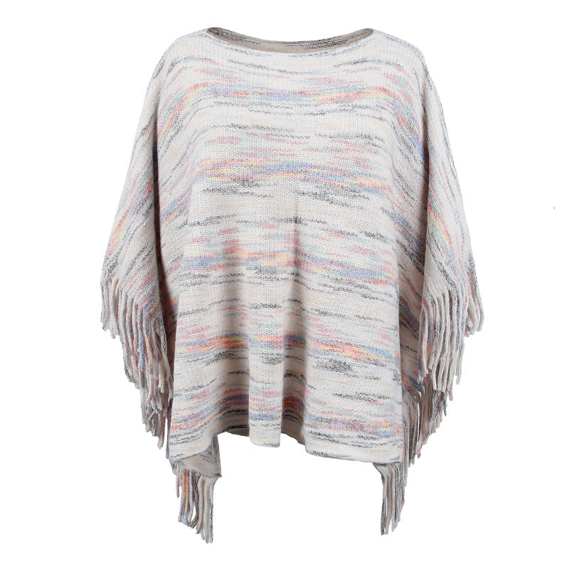 Ladies cozy poncho with fringed details