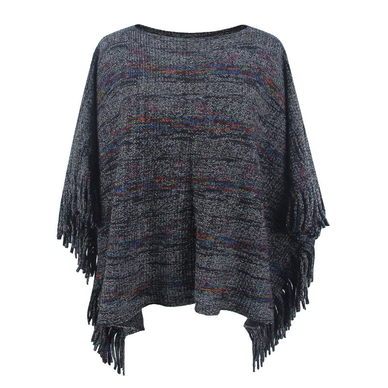 Ladies cozy poncho with fringed details