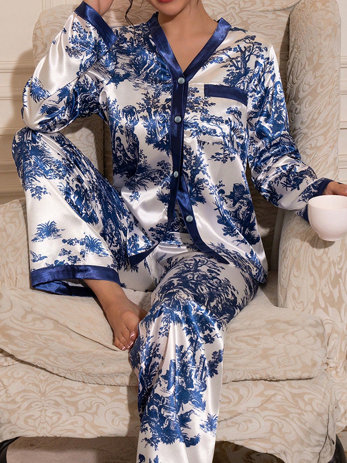 Women's Satin Pajama Set with Fine Pattern and Contrast Trim