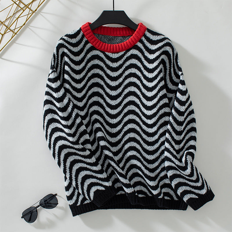 Women's cozy pullover with modern wave patterns and minimalist fit