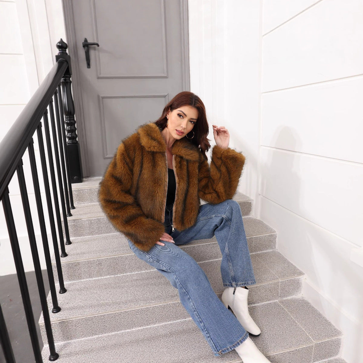 Ladies Fashion Faux Fur Winter Jacket