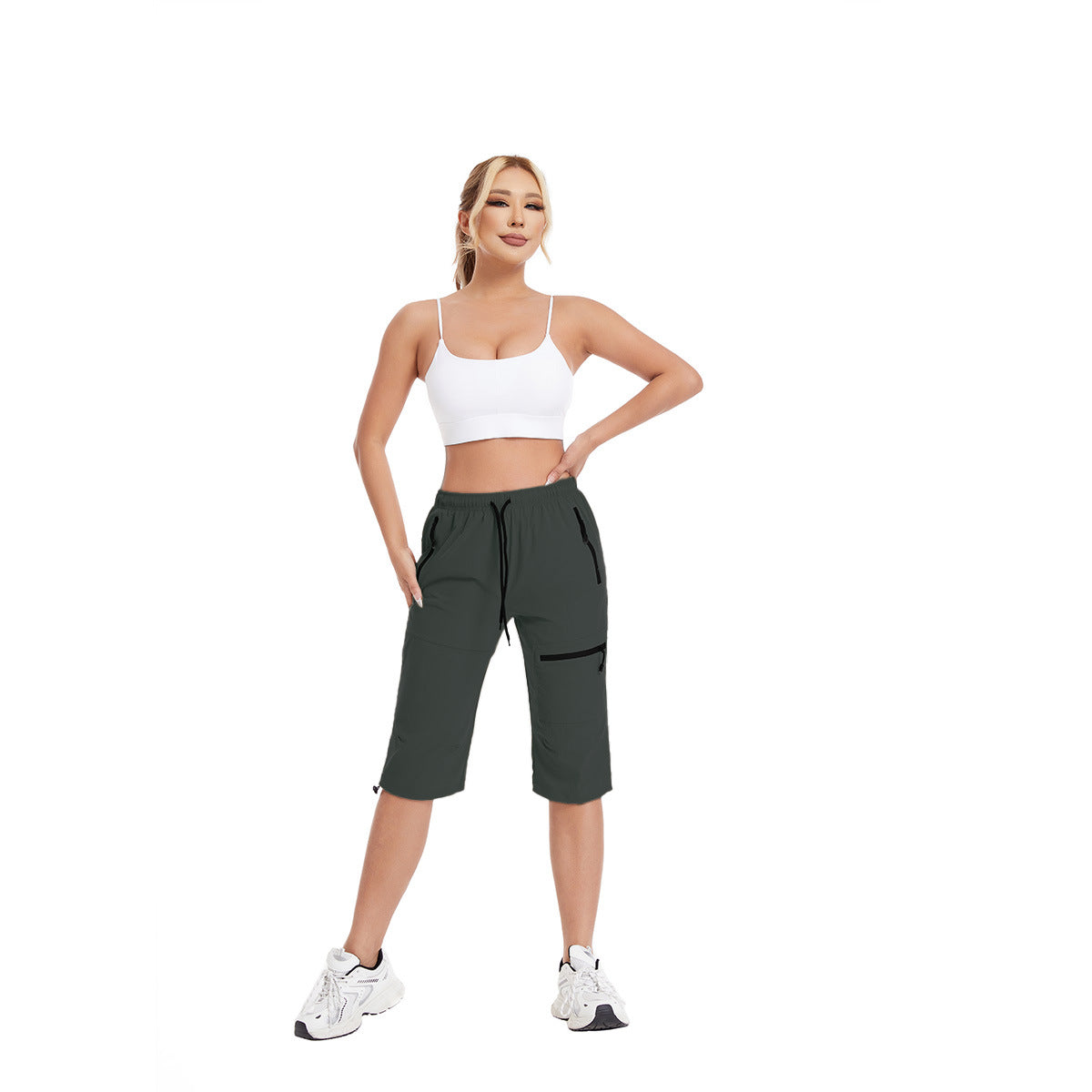 Women's multifunctional sports capri pants with practical pockets