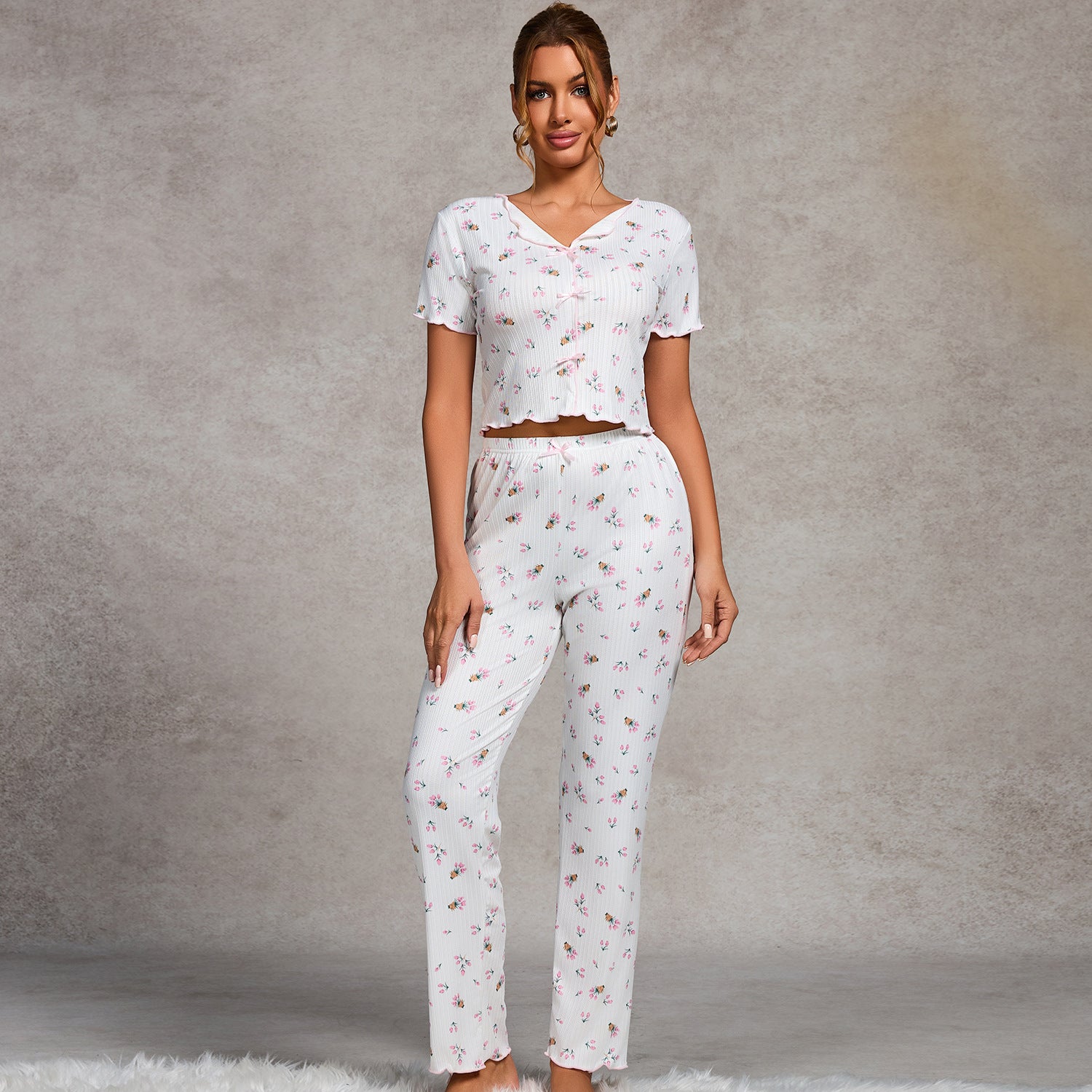 Women's Pajama Set with Floral Design and Elastic Waistband