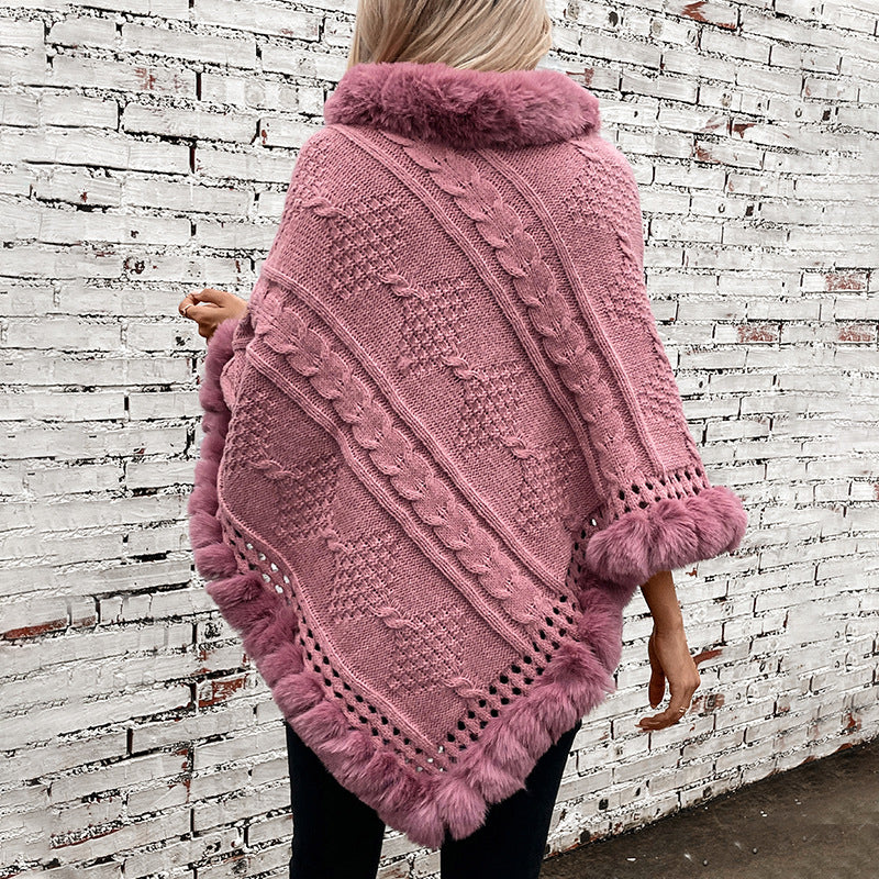 Women's cozy knitted poncho with velvety fur trim