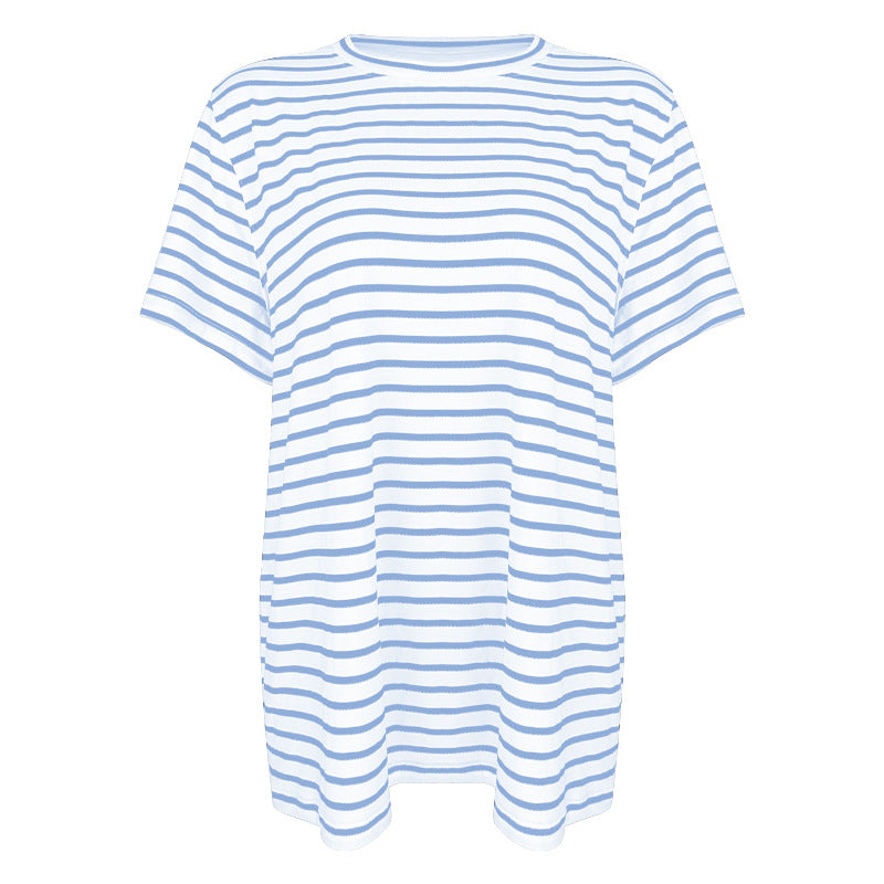 Women's casual striped oversized t-shirt made of soft cotton with round neckline