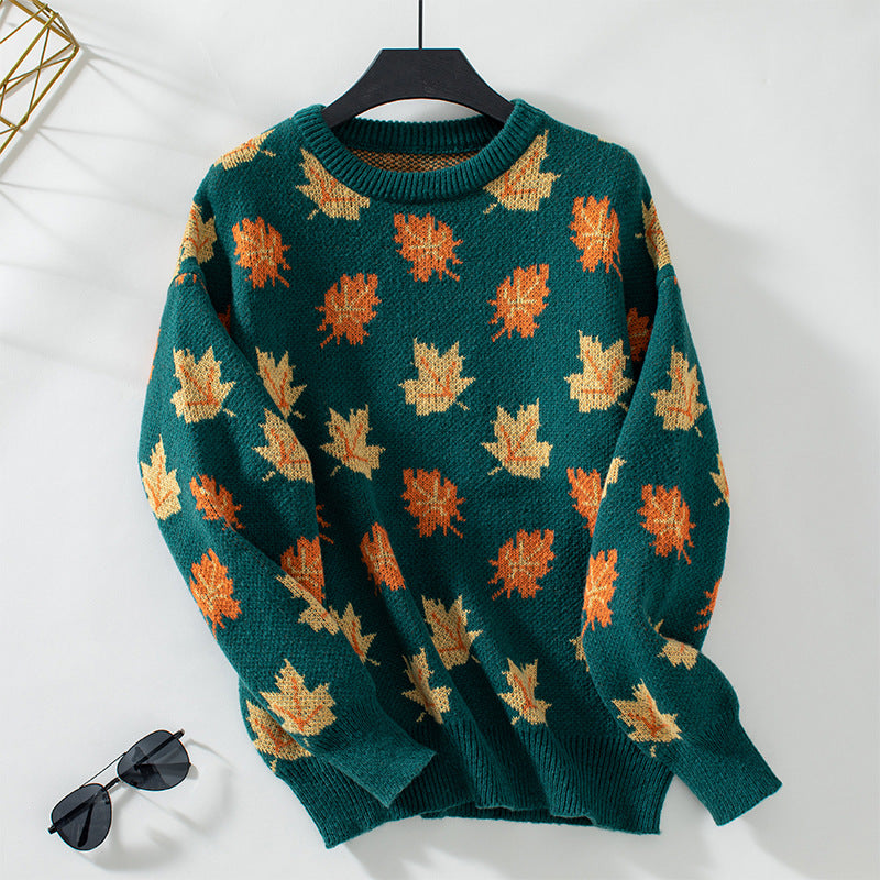 Women's knitted pullover with textured leaf pattern and round neckline