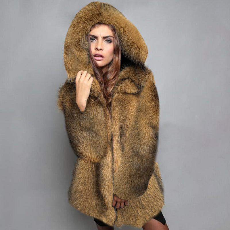 Ladies Luxury Faux Fur Coat