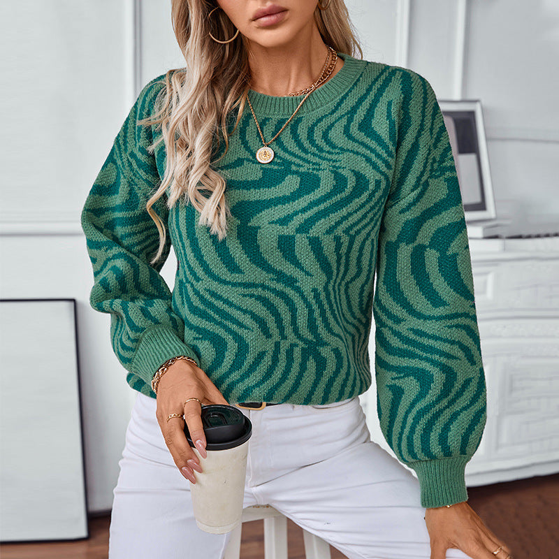 Women's fashionable knitted pullover with unique wave pattern
