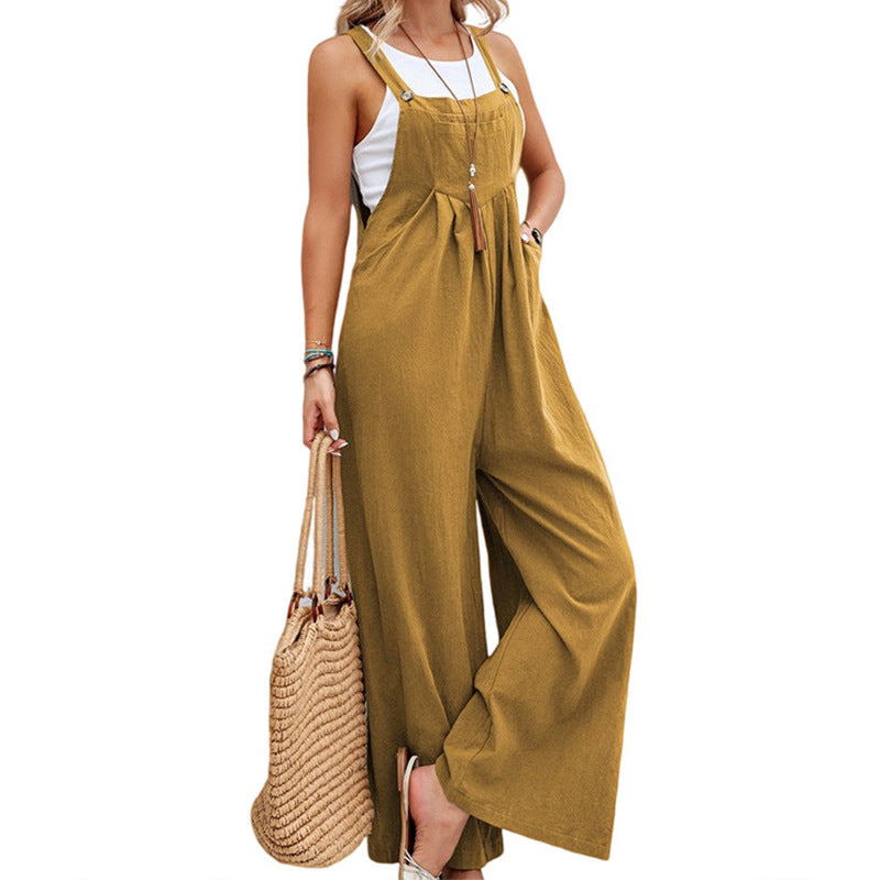 Women's wide dungarees with a casual cut and sophisticated details