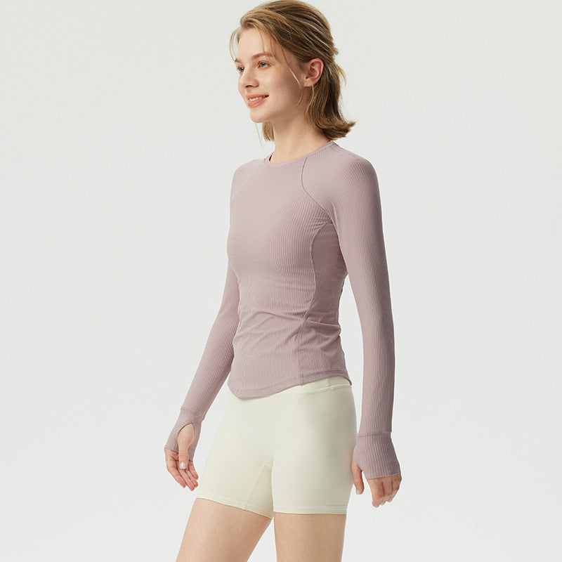 Ladies long sleeve shirt with ribbed structure and optimal freedom of movement