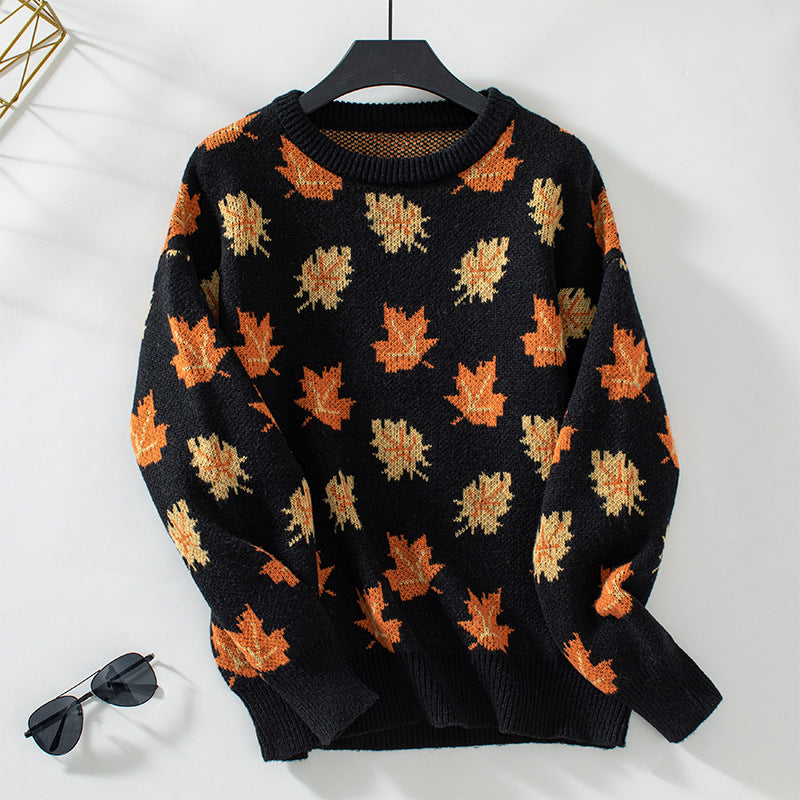 Women's knitted pullover with textured leaf pattern and round neckline