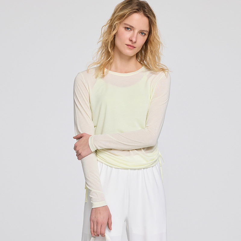 Women's casual long sleeve shirt with adjustable hem and breathable properties