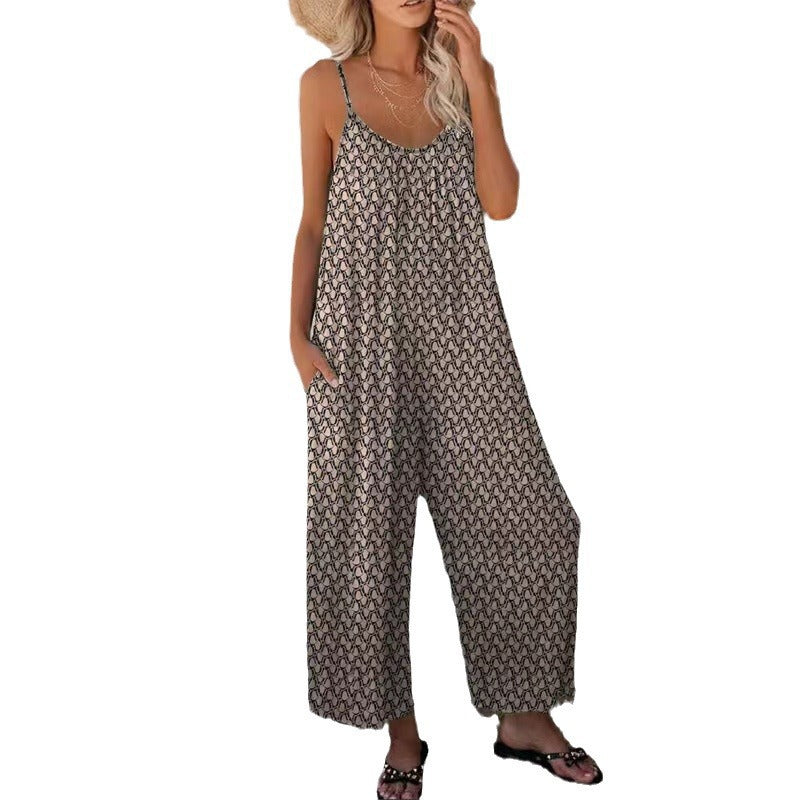 Women's casual jumpsuit with delicate pattern