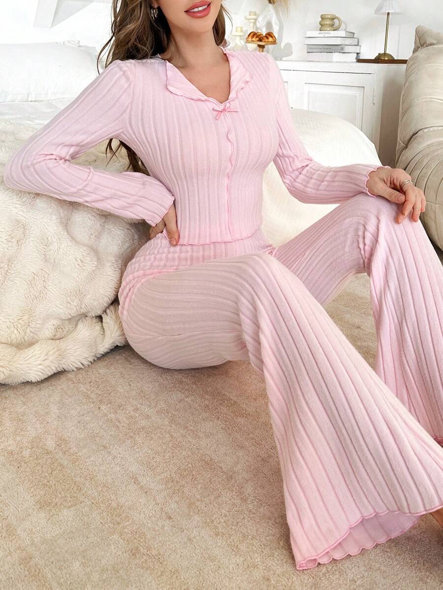 Women's elegant and comfortable lounge set with textured ribbed look