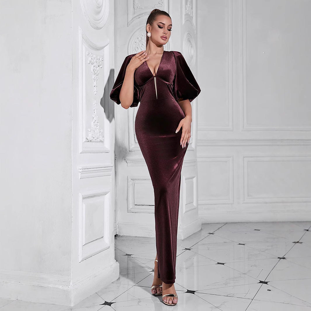 Ladies Elegant Velvet Maxi Dress with Deep V-Neck and Puff Sleeves