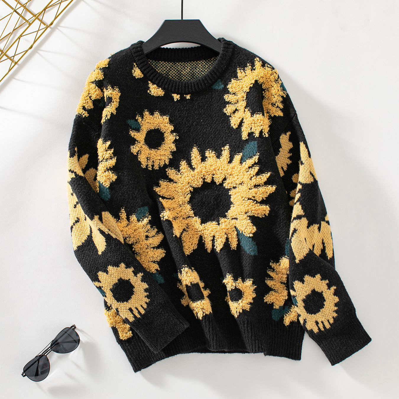 Ladies cozy pullover with sunflower motif