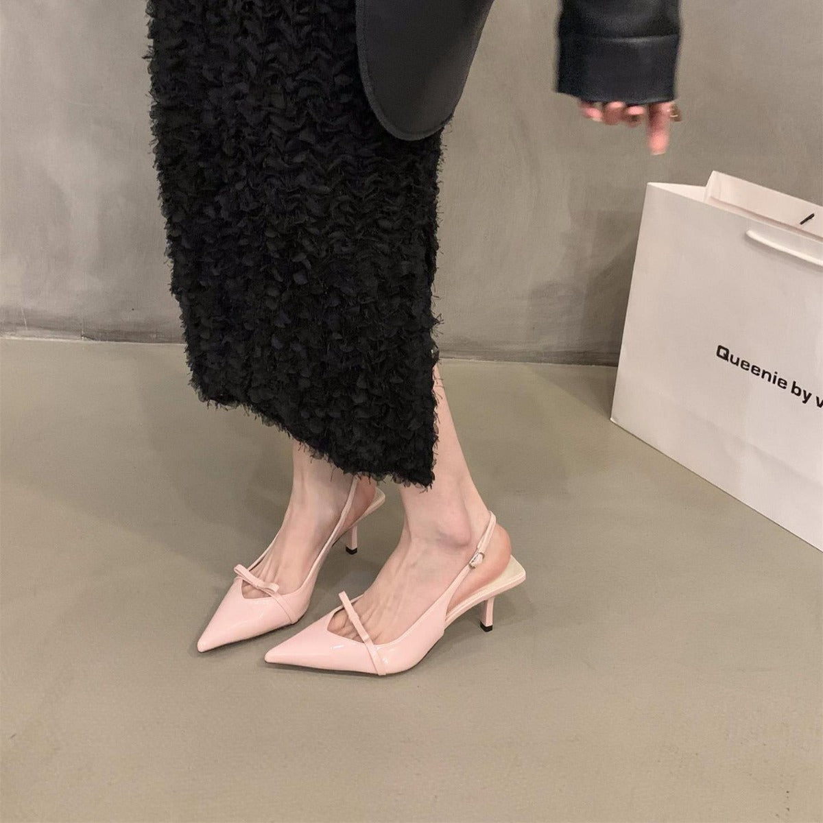 Women's Slingback Pumps with elegant cut and fine strap