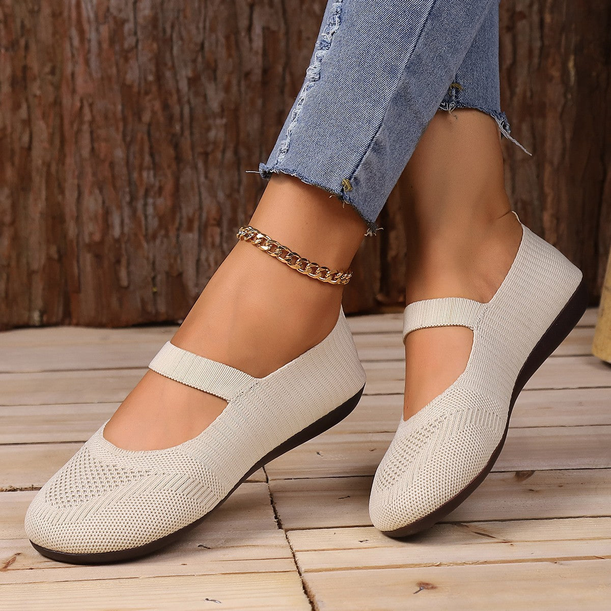 Women Comfortable Ballet Flats with Elastic Strap Design and Breathable Upper Material