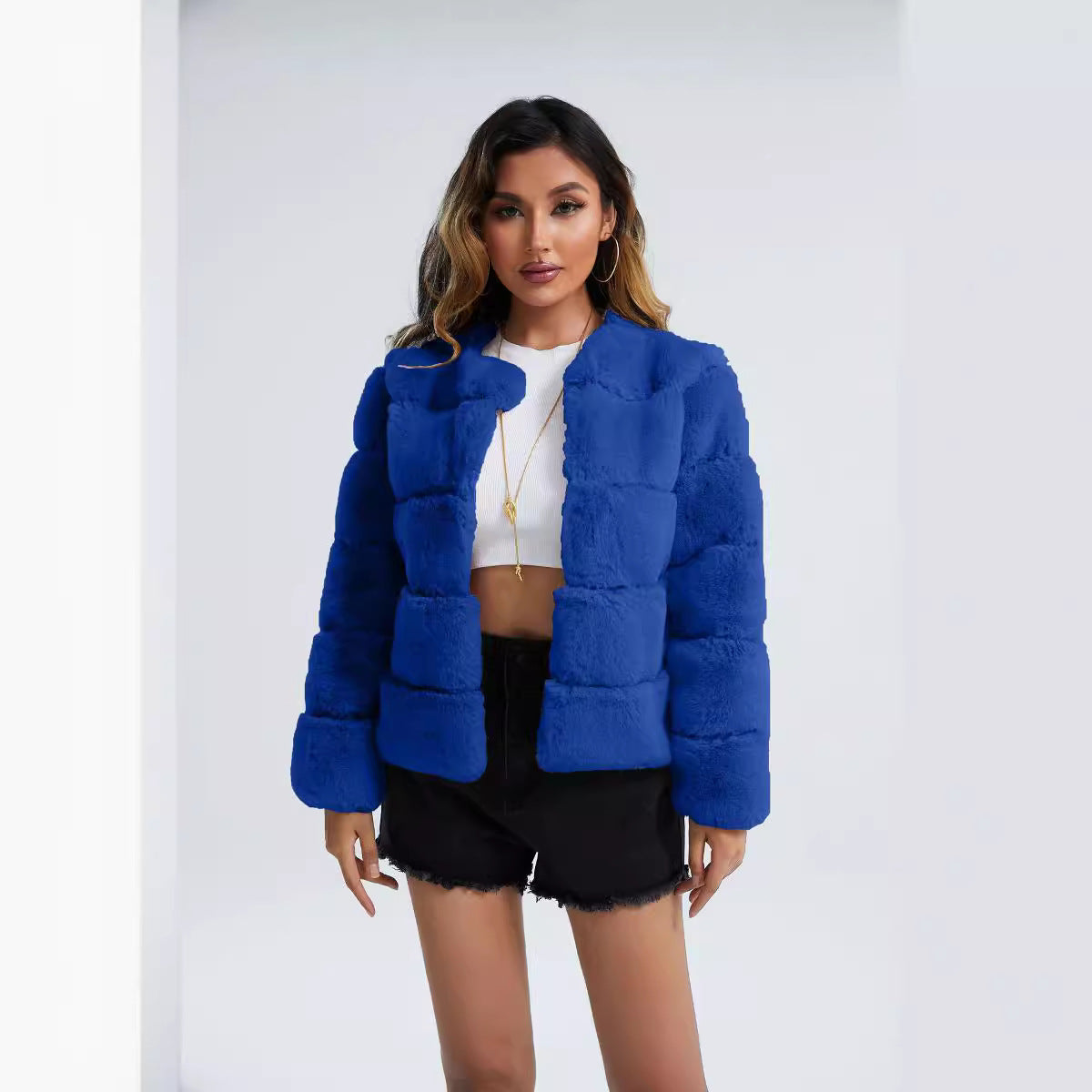 Women's fashionable cuddly jacket